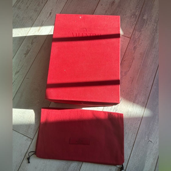 Valentino Garavani Shoes | Brand Valentino Rockstud Leather Quilted Slides - Picture 6 of 6